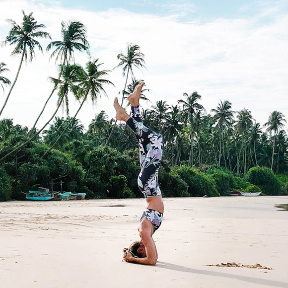 Dark Blue Floral Leggings w/ matching top - Picture 7 of 8